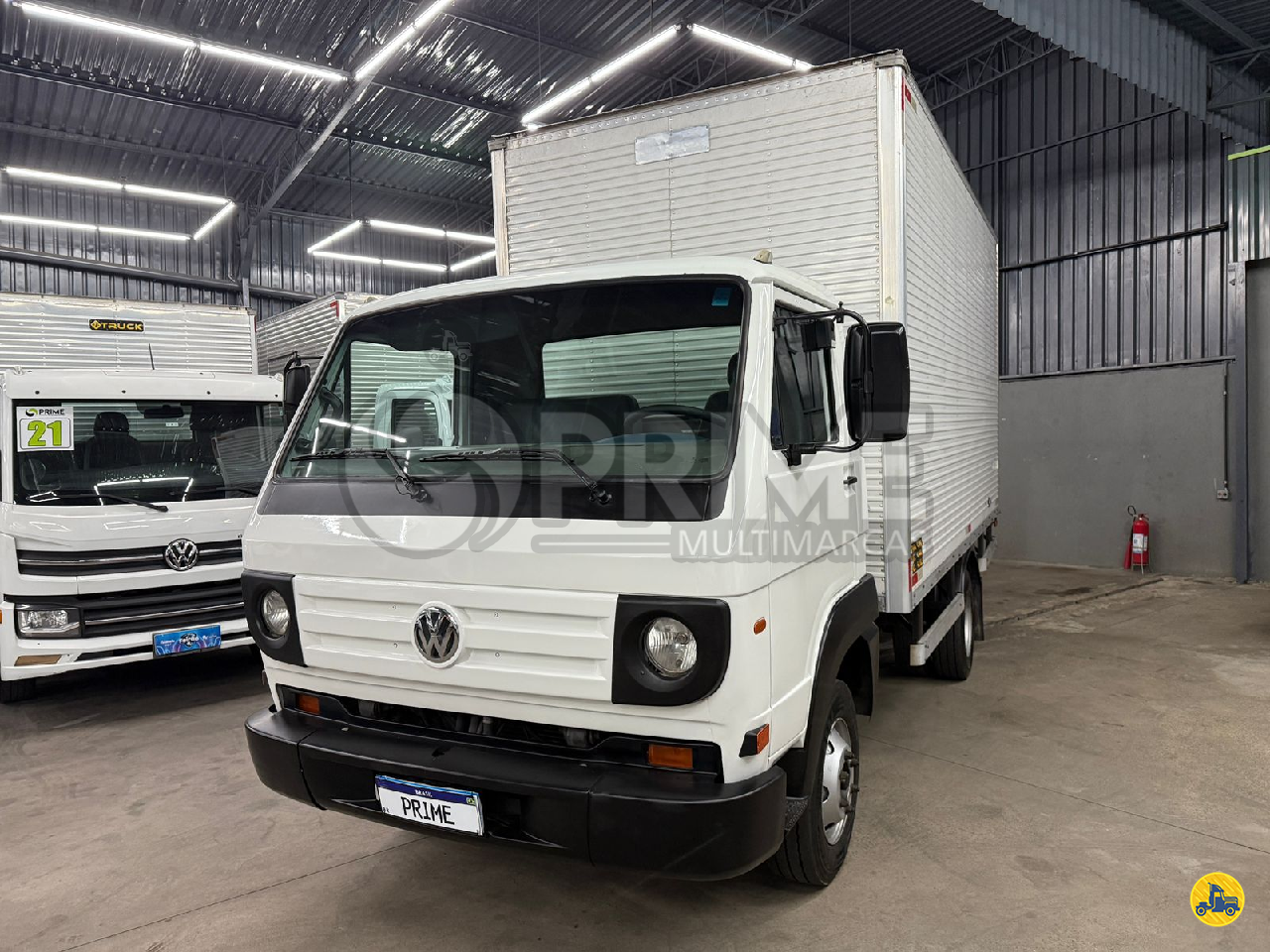 CAMINHAO VOLKSWAGEN VW 8150 Baú Furgão 3/4 4x2 Prime Multimarcas SAO PAULO SÃO PAULO SP