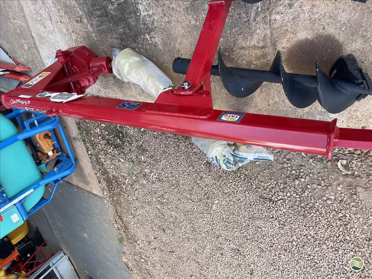 IMPLEMENTOS AGRICOLAS PERFURADOR SOLO PERFURADOR DE SOLO Agro Shopping RONDONOPOLIS MATO GROSSO MT