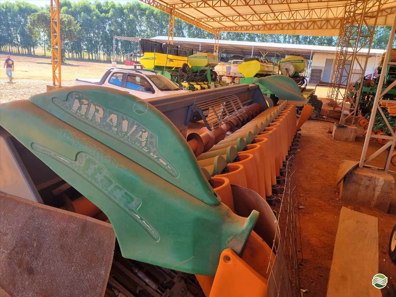 PLATAFORMA COLHEITADEIRA STARA BRAVA 8280 Agro Shopping RONDONOPOLIS MATO GROSSO MT