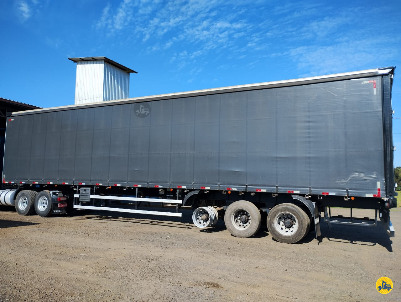 CARRETA SEMI-REBOQUE BAU SIDER Reta Pagno Caminhões IOMERE SANTA CATARINA SC