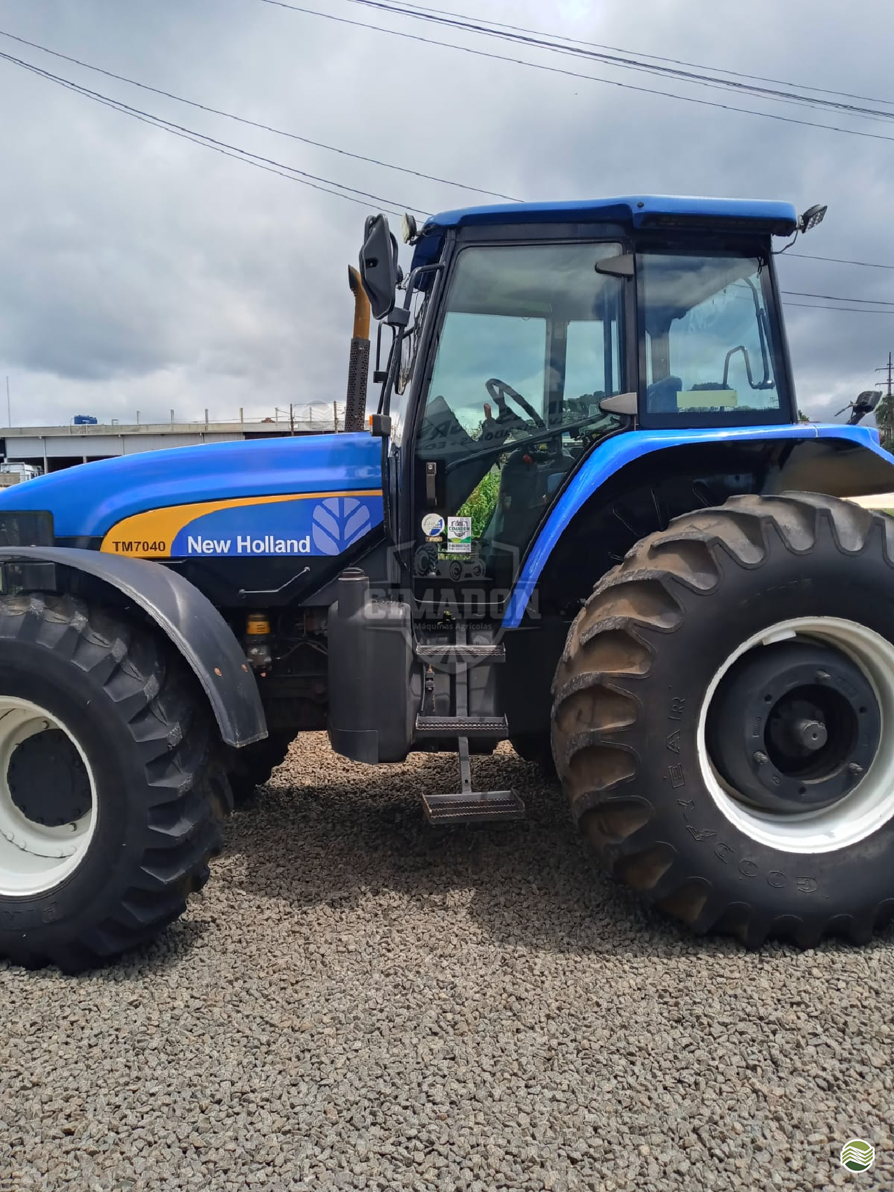 TRATOR NEW HOLLAND NEW TM 7040 Tração 4x4 Cimadon Máquinas Agrícolas  XANXERE SANTA CATARINA SC