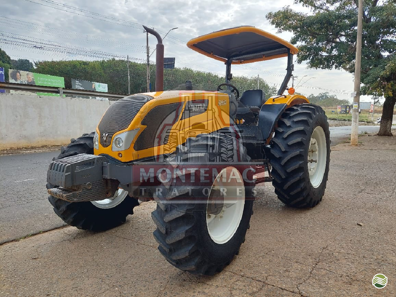 TRATOR VALTRA VALTRA A950 Tração 4x4 Montemag Tratores MONTE MOR SÃO PAULO SP