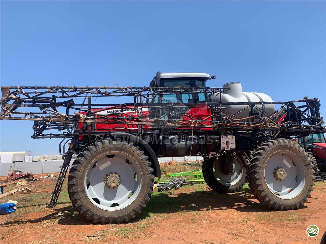 PULVERIZADOR MASSEY FERGUSON MF 9030 Tração 4x4 Supra Máquinas LUCAS DO RIO VERDE MATO GROSSO MT