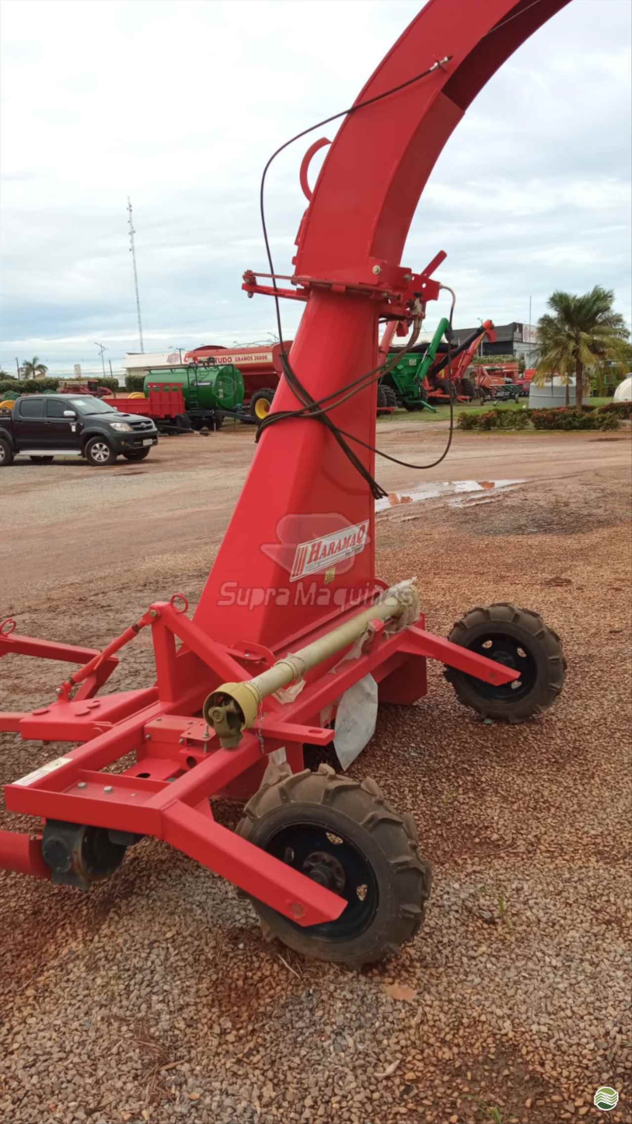 IMPLEMENTOS AGRICOLAS COLHEDORAS COLHEDORA DE FORRAGEM Supra Máquinas LUCAS DO RIO VERDE MATO GROSSO MT