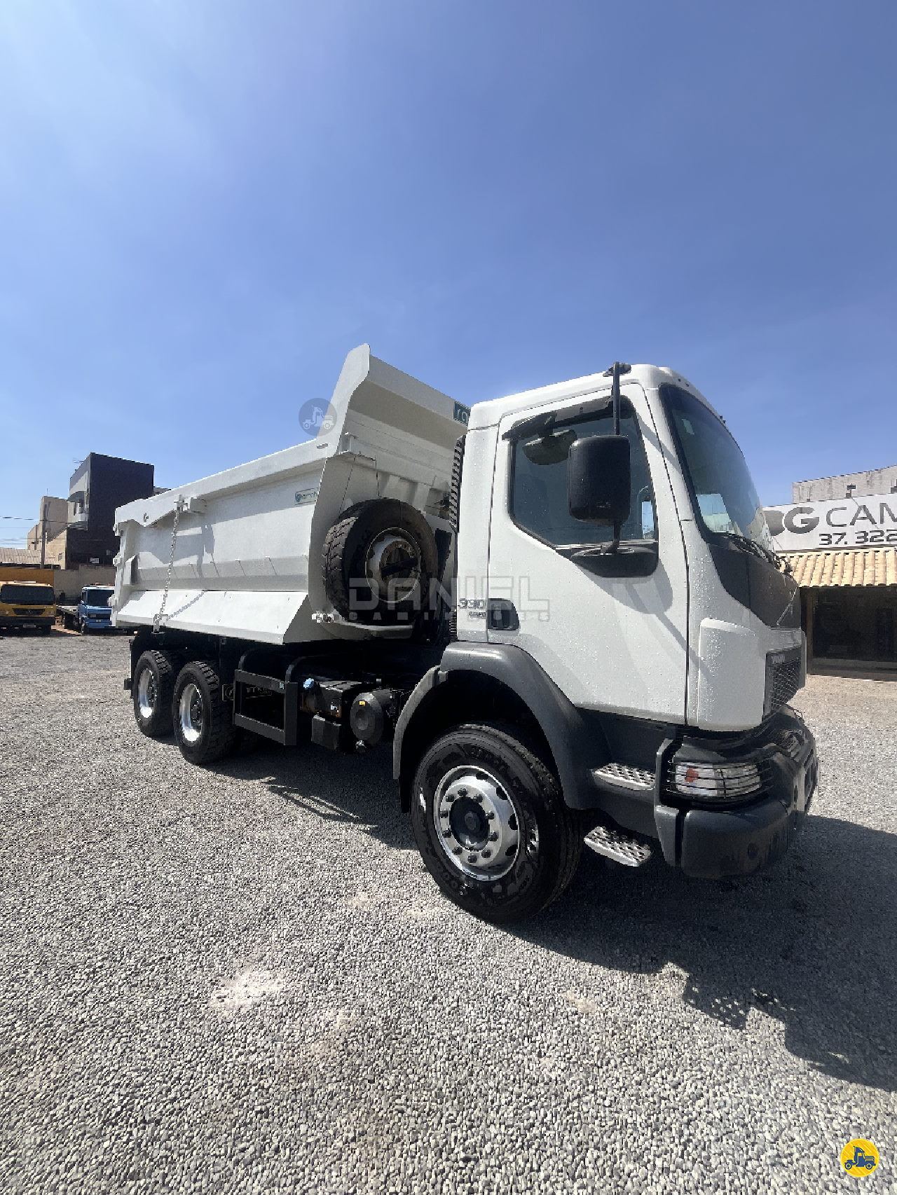 CAMINHAO VOLVO VOLVO VM 330 Caçamba Basculante Truck 6x4 Daniel Caminhões DIVINOPOLIS MINAS GERAIS MG