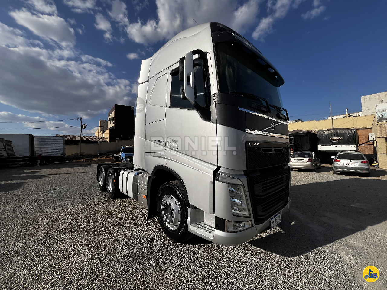 CAMINHAO VOLVO VOLVO FH 460 Cavalo Mecânico Cavalo 6x2 Daniel Caminhões DIVINOPOLIS MINAS GERAIS MG