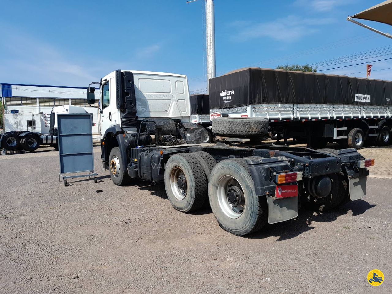 CAMINHAO VOLKSWAGEN VW 33460 Cavalo Mecânico Cavalo 6x4 Vamos Seminovos - São José dos Pinhais SAO JOSE DOS PINHAIS PARANÁ PR