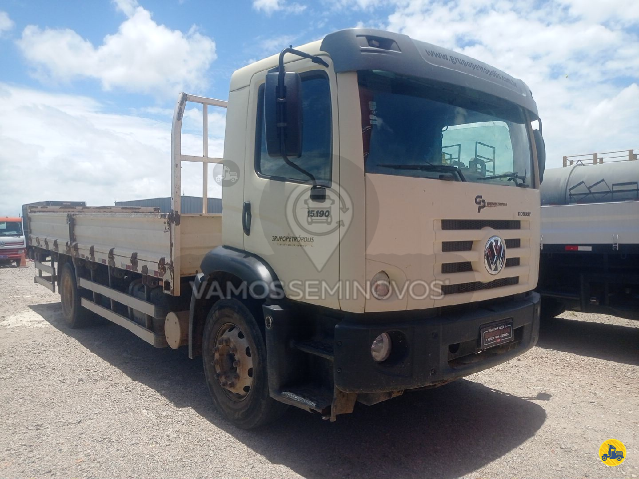 CAMINHAO VOLKSWAGEN VW 15190 Carga Seca Toco 4x2 Vamos Seminovos - Recife  JABOATAO DOS GUARARAPES PERNAMBUCO PE