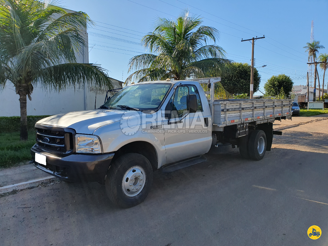 CAMINHAO FORD F4000 Carga Seca 3/4 4x2 Rema Caminhões - MS CAMPO GRANDE MATO GROSSO DO SUL MS