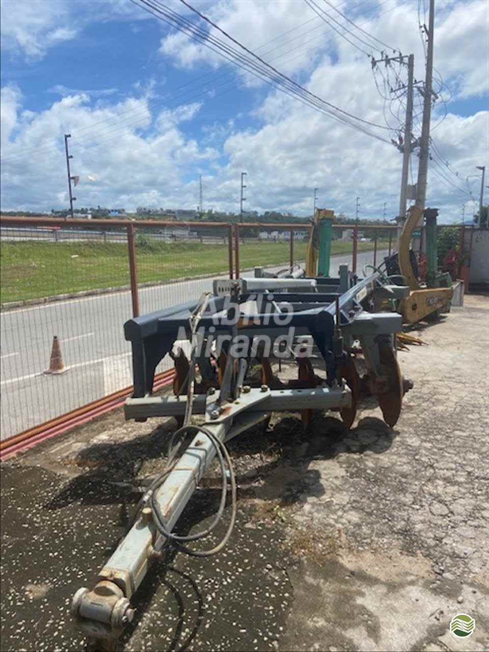 IMPLEMENTOS AGRICOLAS GRADE INTERMEDIÁRIA INTERMEDIÁRIA 12 DISCOS Abilio Miranda DIVINOPOLIS MINAS GERAIS MG