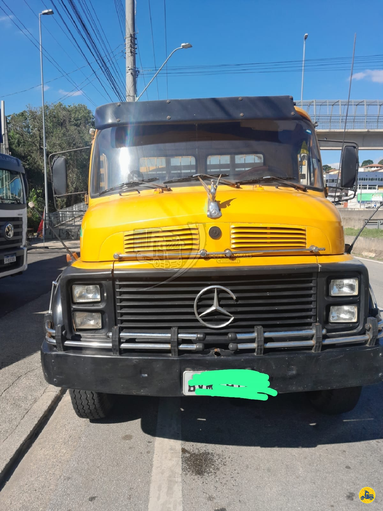 CAMINHAO MERCEDES-BENZ MB 1513 Carga Seca Roque de Moraes Caminhões VARGEM GRANDE PAULISTA SÃO PAULO SP