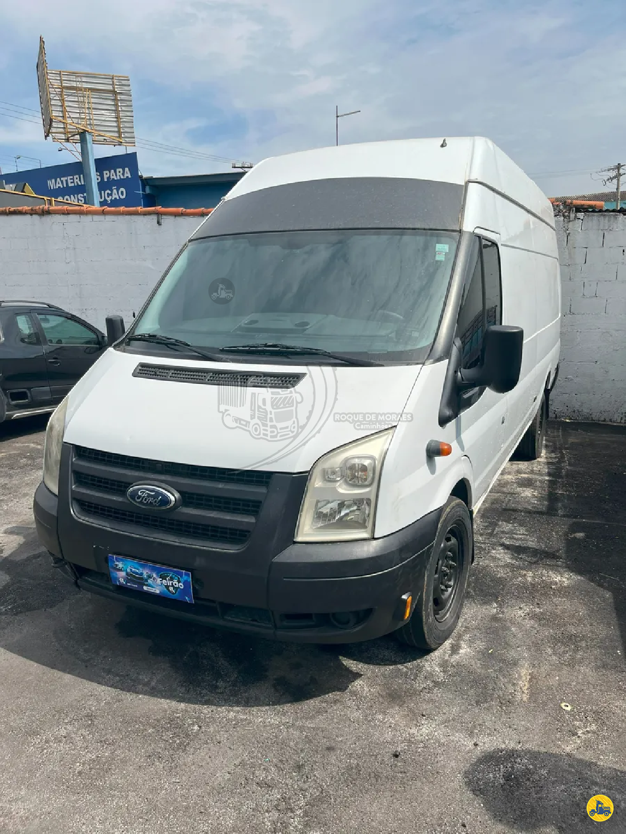 UTILITARIOS FORD Transit Furgao 2.2 Longa Roque de Moraes Caminhões VARGEM GRANDE PAULISTA SÃO PAULO SP
