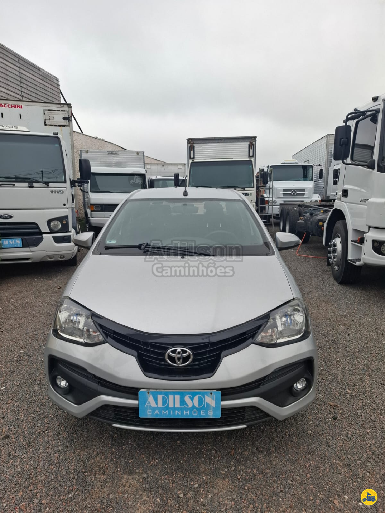 CARRO TOYOTA Etios Sedan 1.5 X Plus Adilson Caminhões PORTO ALEGRE RIO GRANDE DO SUL RS