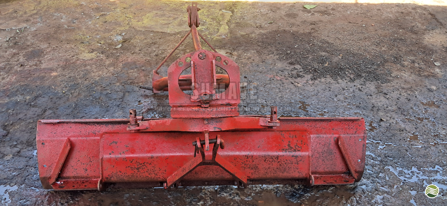 IMPLEMENTOS AGRICOLAS PLAINA NIVELADORA PLAINA HIDRÁULICA TRASEIRA Sumaré Máquinas e Veículos SUMARE SÃO PAULO SP