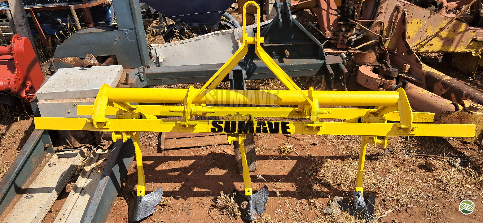 IMPLEMENTOS AGRICOLAS CULTIVADOR 3 LINHAS Sumaré Máquinas e Veículos SUMARE SÃO PAULO SP