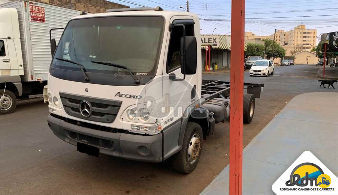 CAMINHAO MERCEDES-BENZ MB 1016 Cavalo Mecânico Cavalo 4x2 Rodomano Caminhões e Carretas RIO VERDE GOIAS GO