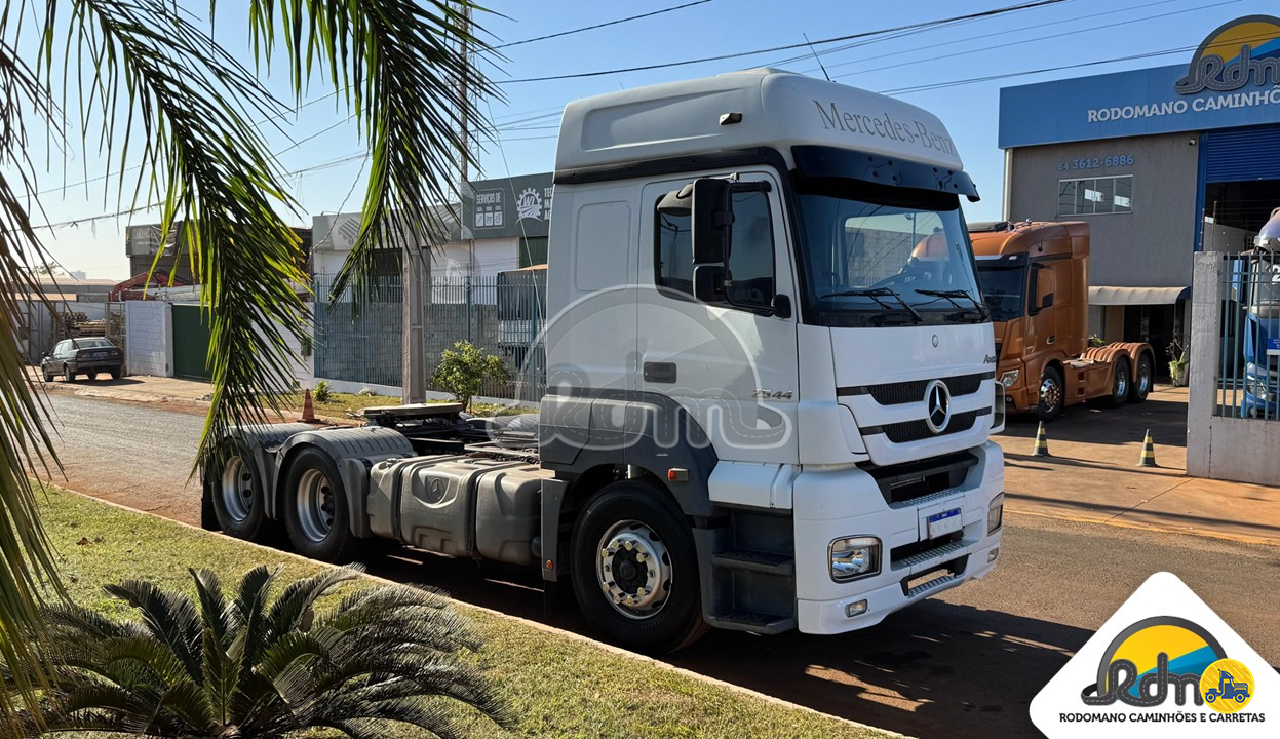 CAMINHAO MERCEDES-BENZ MB 2544 Cavalo Mecânico Cavalo 6x2 Rodomano Caminhões e Carretas RIO VERDE GOIAS GO