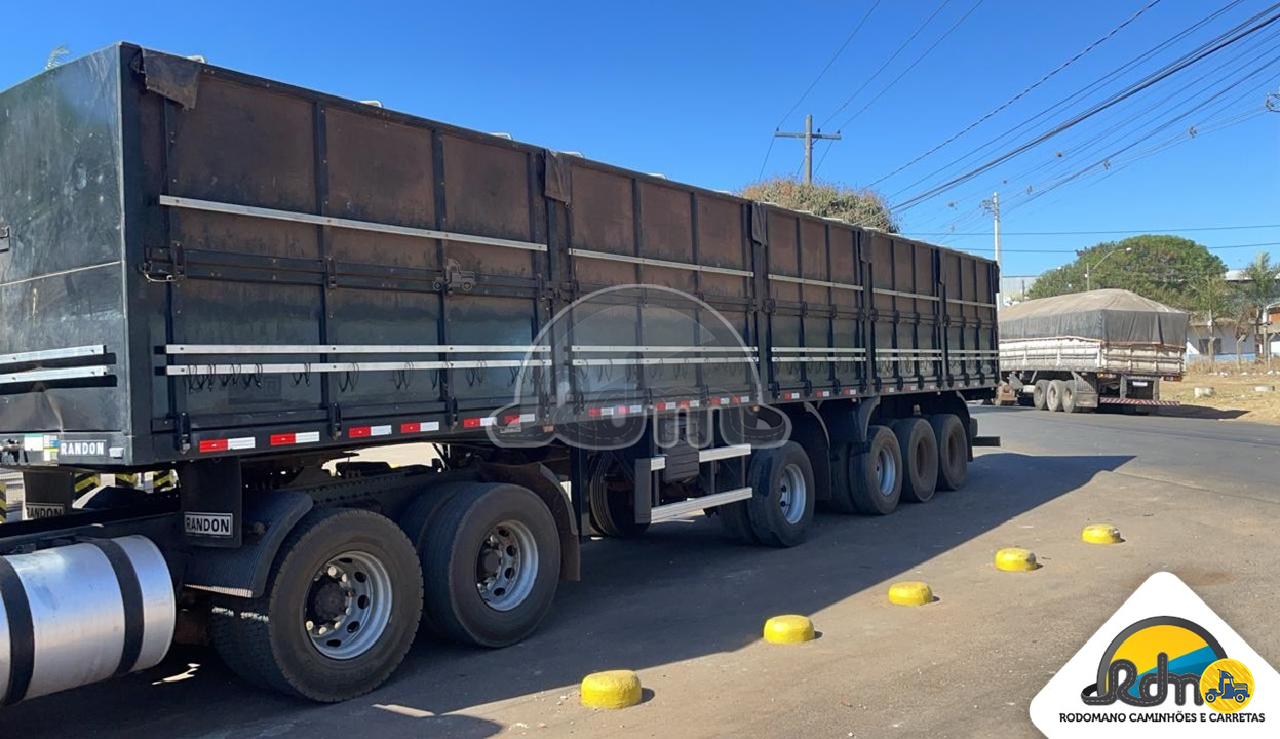 CARRETA SEMI-REBOQUE GRANELEIRO Rodomano Caminhões e Carretas RIO VERDE GOIAS GO