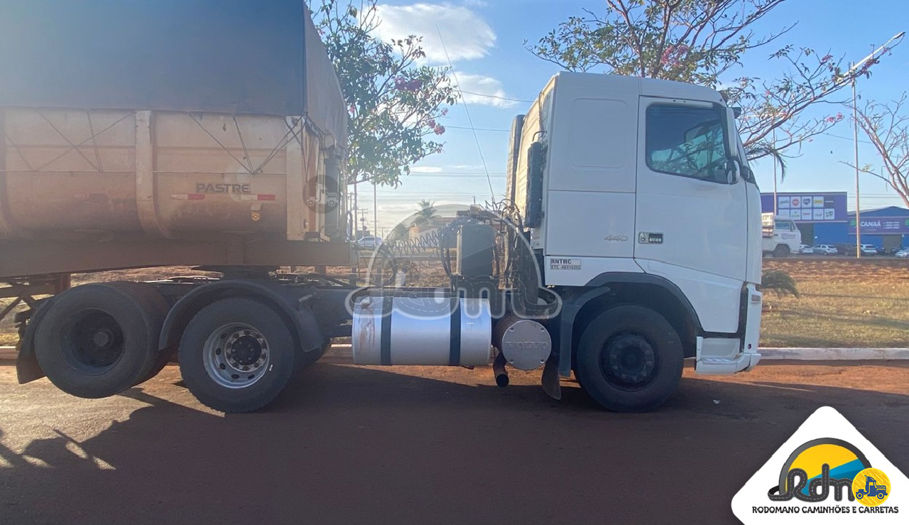 CAMINHAO VOLVO VOLVO FH 440 Cavalo Mecânico Cavalo 6x2 Rodomano Caminhões e Carretas RIO VERDE GOIAS GO