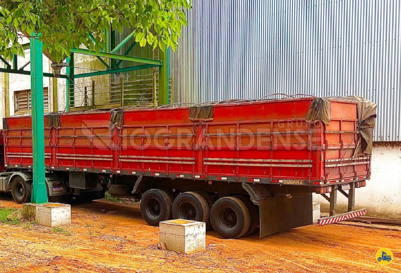 CARRETA SEMI-REBOQUE GRANELEIRO Riograndense Implementos Rodoviários - Librelato LAJEADO RIO GRANDE DO SUL RS