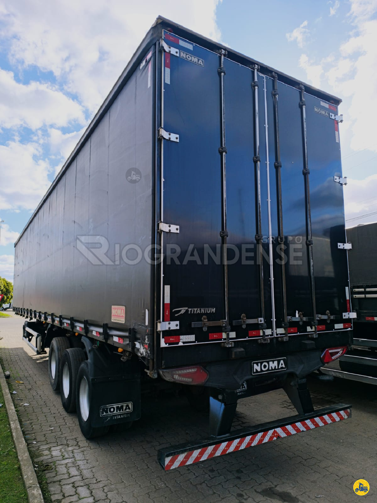 CARRETA SEMI-REBOQUE BAU SIDER Reta Riograndense Implementos Rodoviários - Librelato LAJEADO RIO GRANDE DO SUL RS