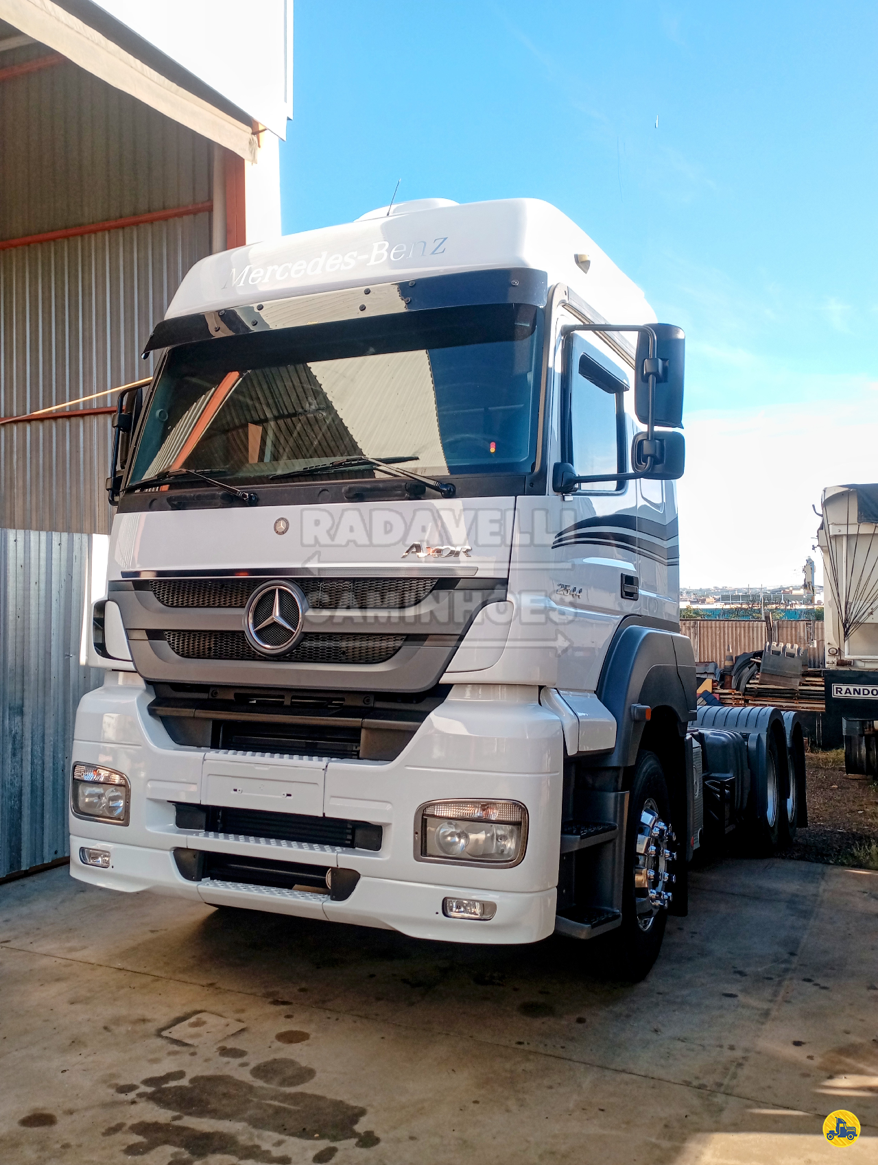 CAMINHAO MERCEDES-BENZ MB 2544 Cavalo Mecânico Cavalo 6x2 Radavelli Caminhões MATAO SÃO PAULO SP