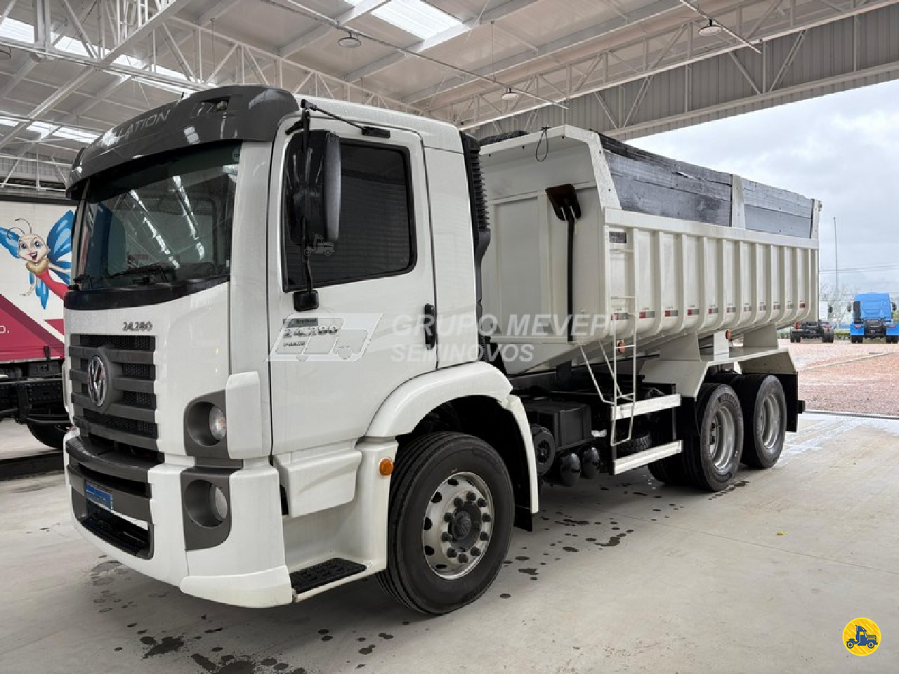 CAMINHAO VOLKSWAGEN VW 24280 Caçamba Basculante Truck 6x2 Mevale - Scania ITAJAI SANTA CATARINA SC