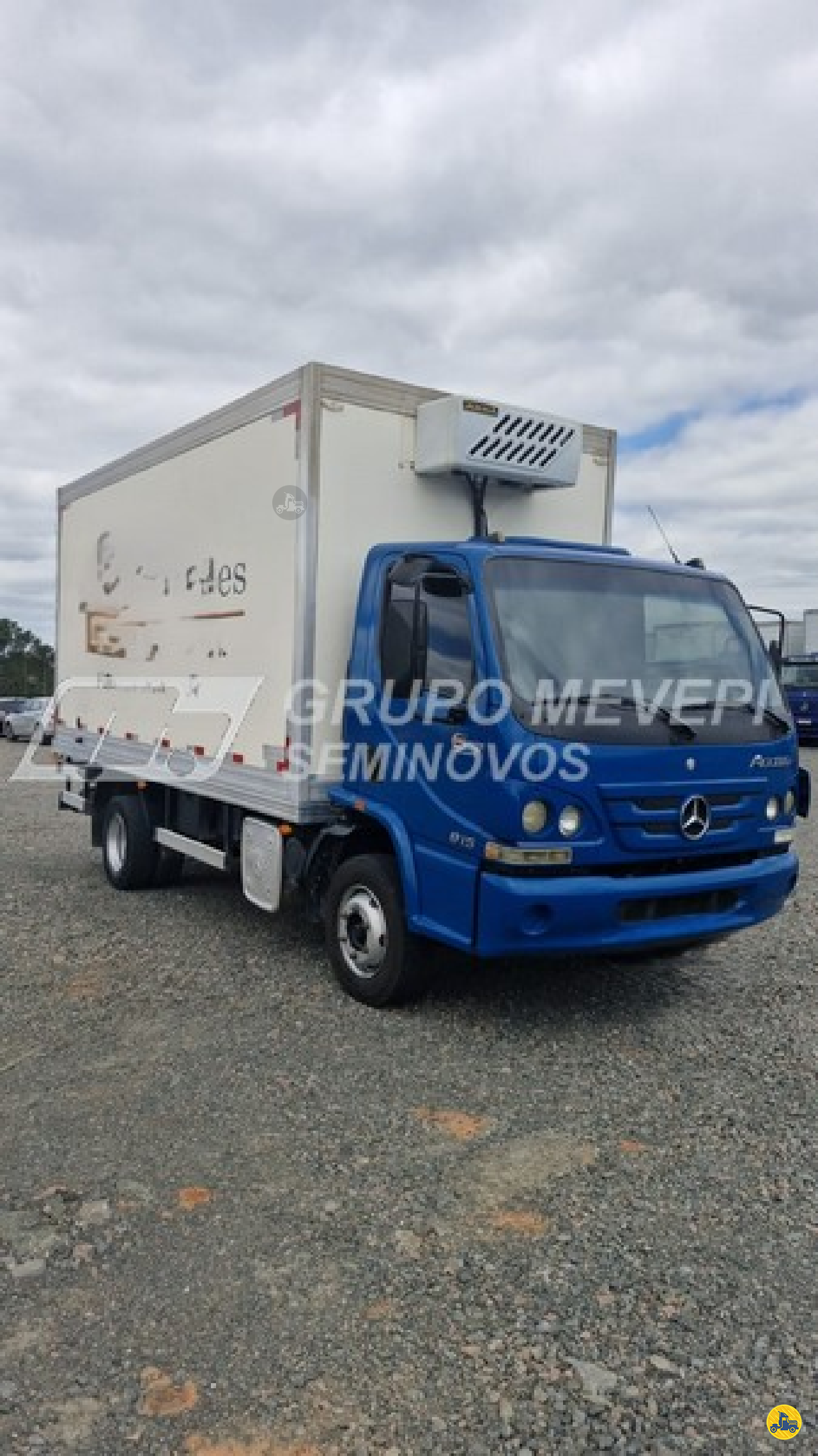 CAMINHAO MERCEDES-BENZ MB 815 Baú Furgão 3/4 4x2 Mevale - Scania ITAJAI SANTA CATARINA SC