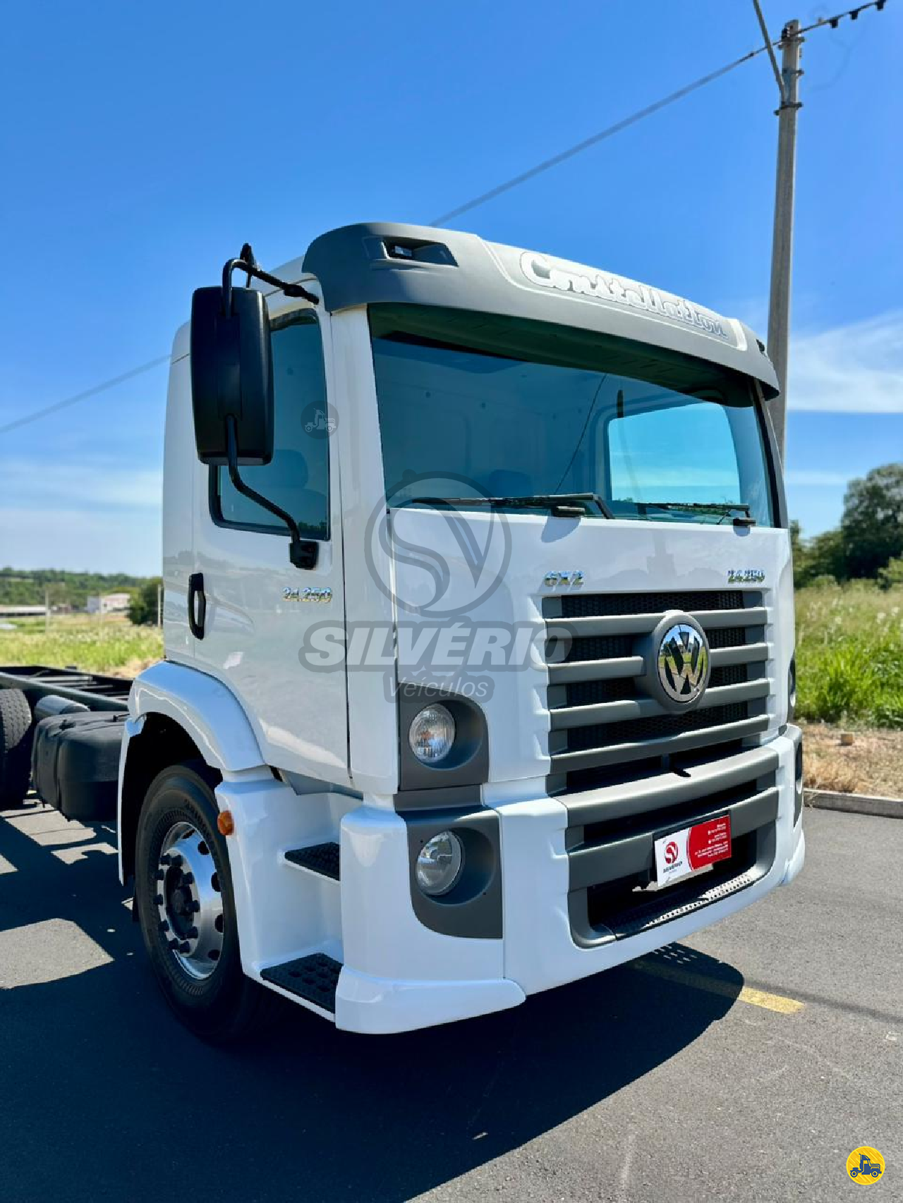 CAMINHAO VOLKSWAGEN VW 24250 Chassis Truck 6x2 Silvério Veículos MONTE ALTO SÃO PAULO SP