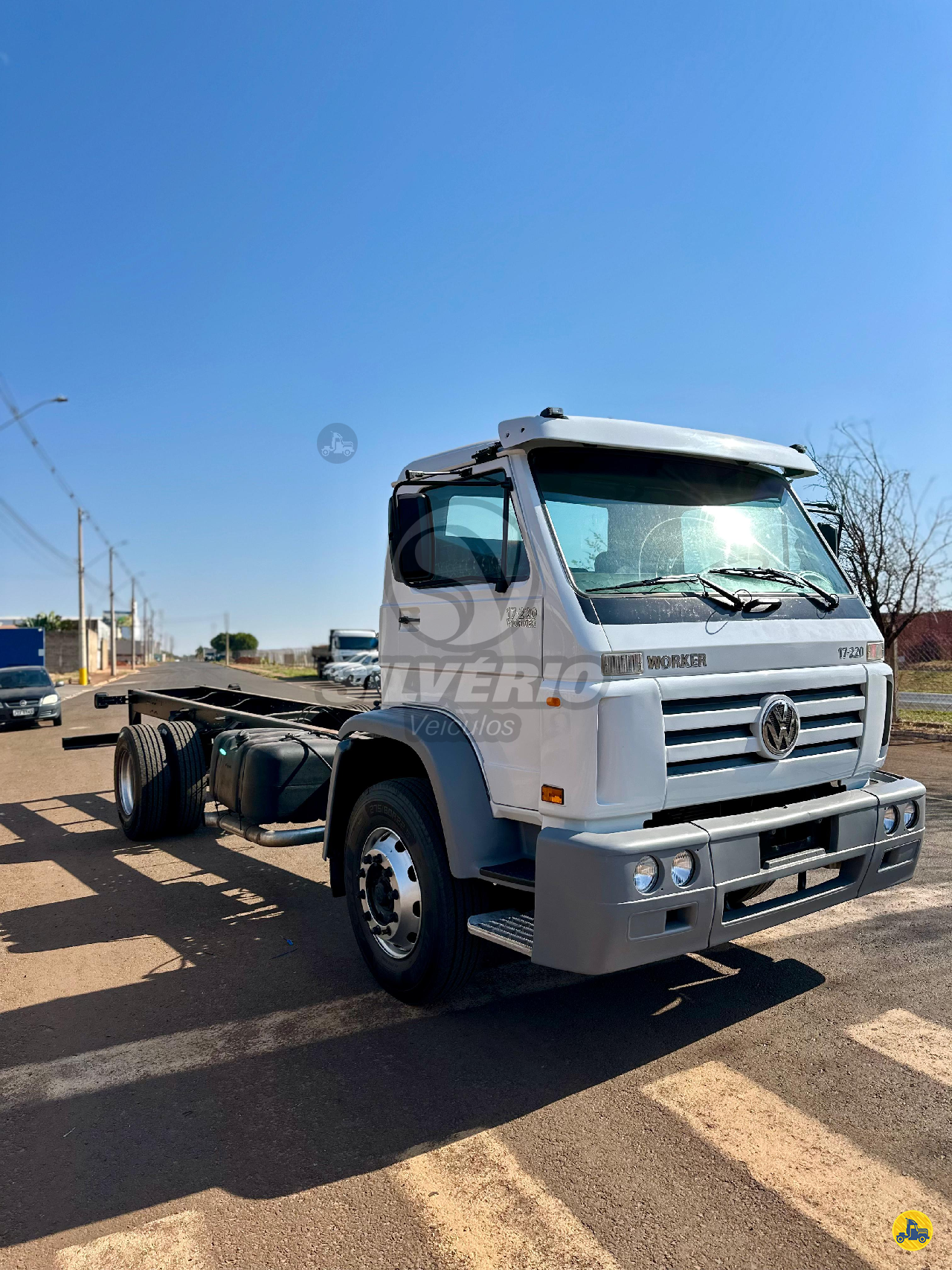 CAMINHAO VOLKSWAGEN VW 17220 Carga Seca Toco 4x2 Silvério Veículos MONTE ALTO SÃO PAULO SP