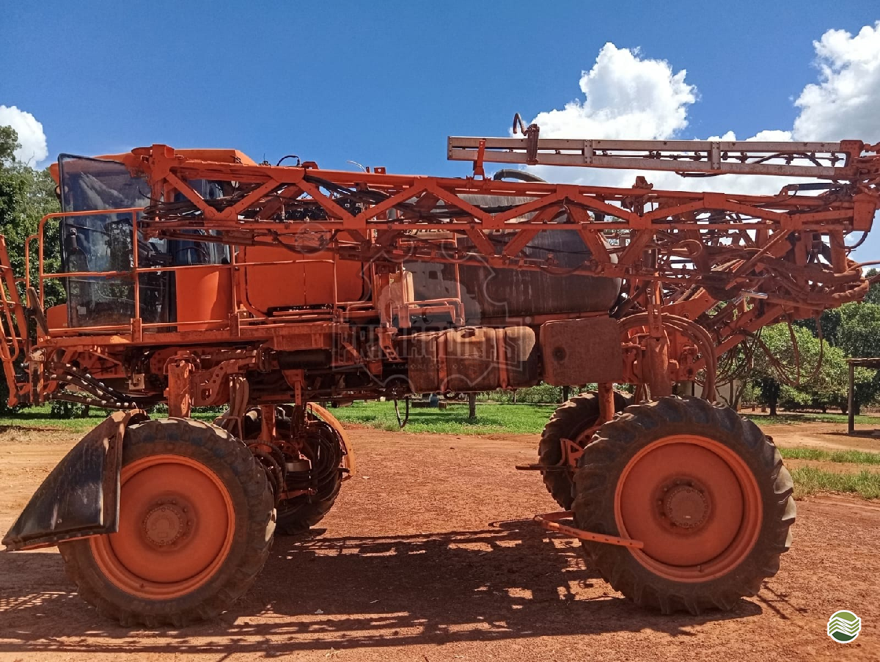 PULVERIZADOR JACTO UNIPORT 2530 Tração 4x4 PriMáquinas PRIMAVERA DO LESTE MATO GROSSO MT