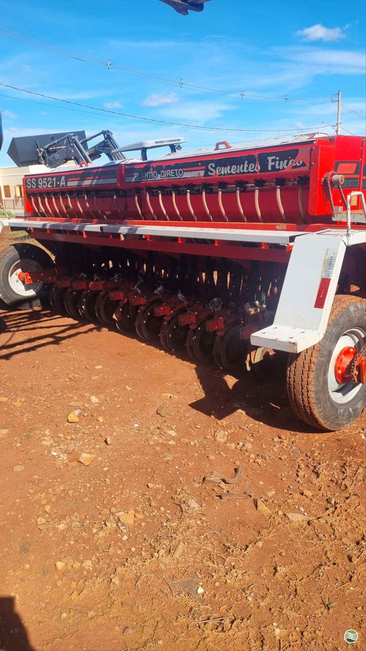 PLANTADEIRA SFIL SFIL SS 9521 Agrocia Implementos Agricolas AJURICABA RIO GRANDE DO SUL RS