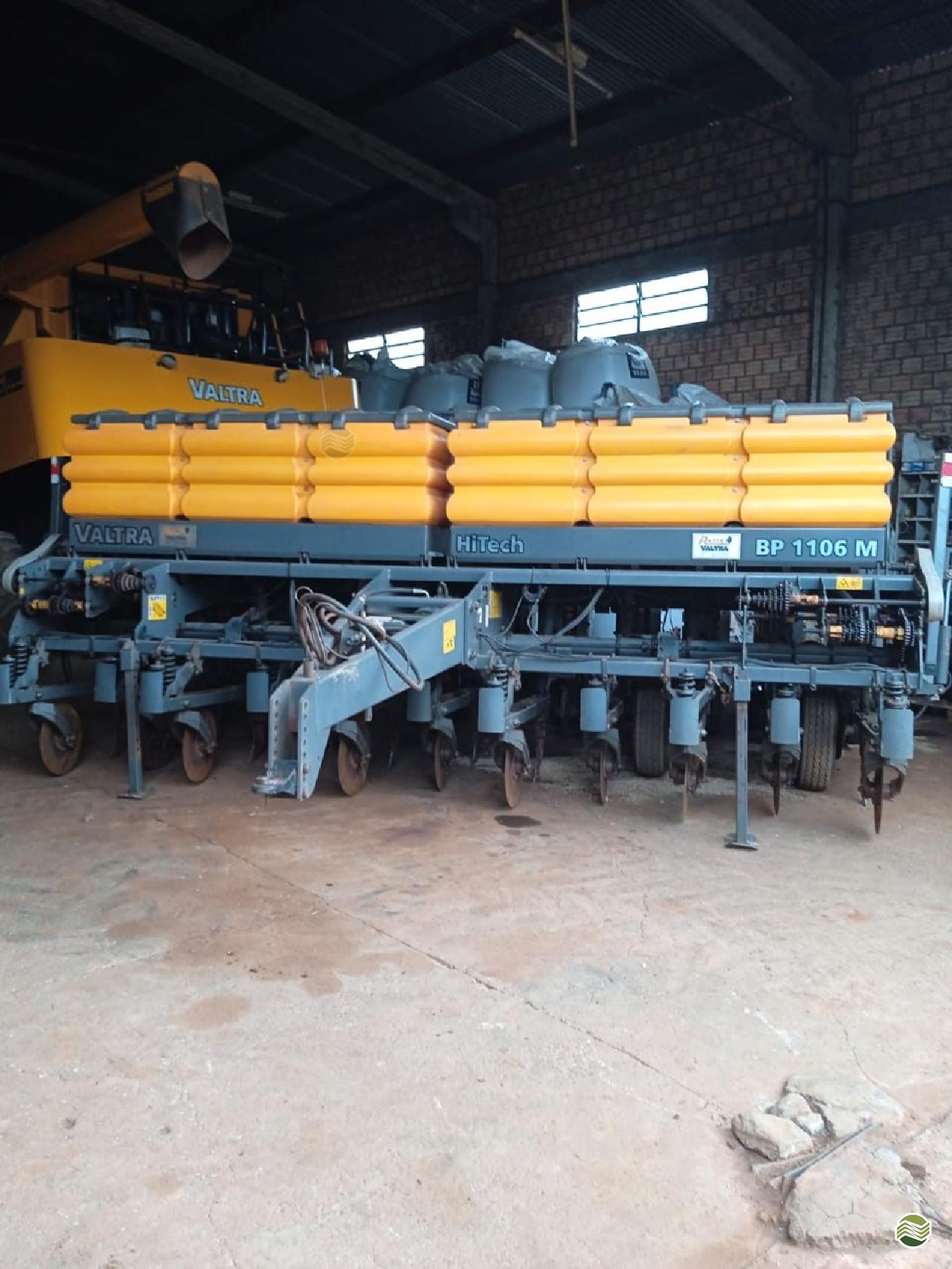 PLANTADEIRA VALTRA HITECH BP 1106 Agrocia Implementos Agricolas AJURICABA RIO GRANDE DO SUL RS
