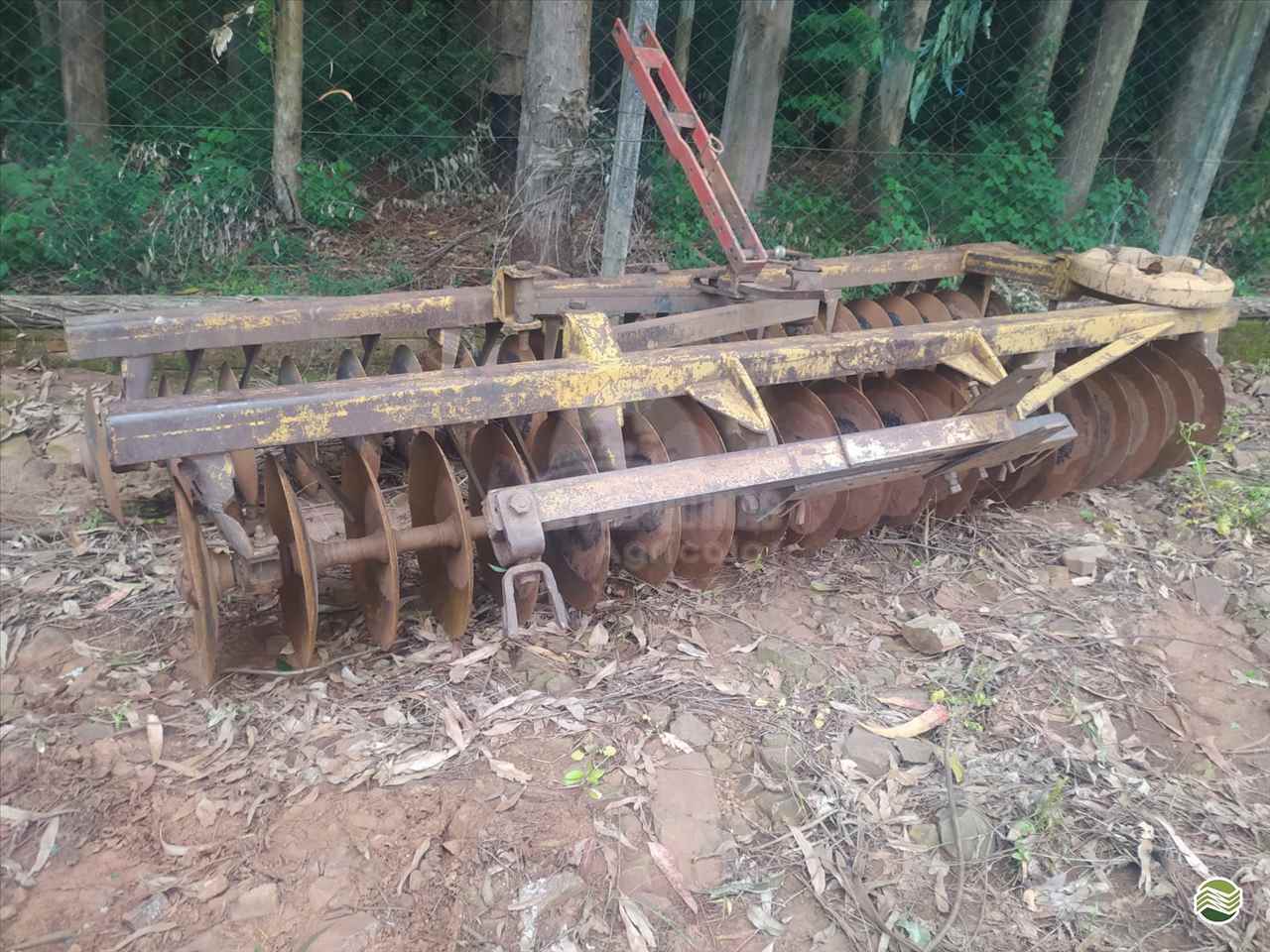 IMPLEMENTOS AGRICOLAS GRADE NIVELADORA NIVELADORA 42 DISCOS Multi Máquinas SANTA BARBARA DO SUL RIO GRANDE DO SUL RS