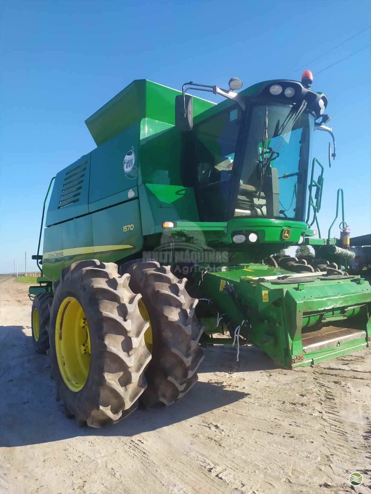 COLHEITADEIRA JOHN DEERE JOHN DEERE 1570 Multi Máquinas SANTA BARBARA DO SUL RIO GRANDE DO SUL RS