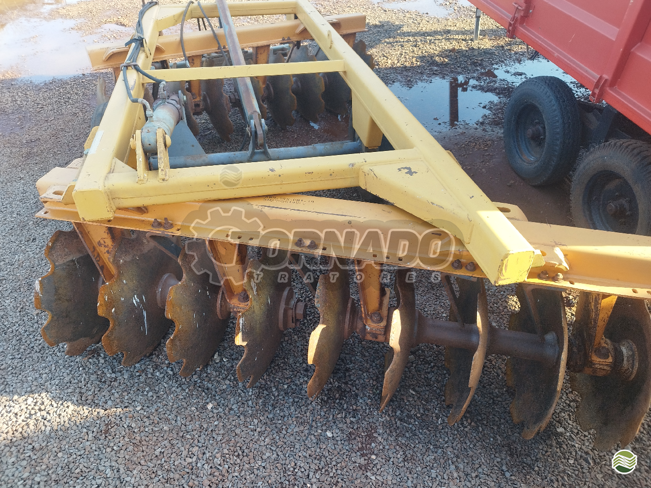 IMPLEMENTOS AGRICOLAS GRADE ARADORA ARADORA 18 DISCOS Tornado Tratores CAMPO MOURAO PARANÁ PR