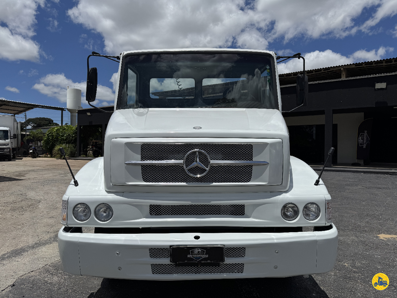 CAMINHAO MERCEDES-BENZ MB 1620 Chassis Truck 6x2 Sem Fronteiras Caminhões APARECIDA DE GOIANIA GOIAS GO