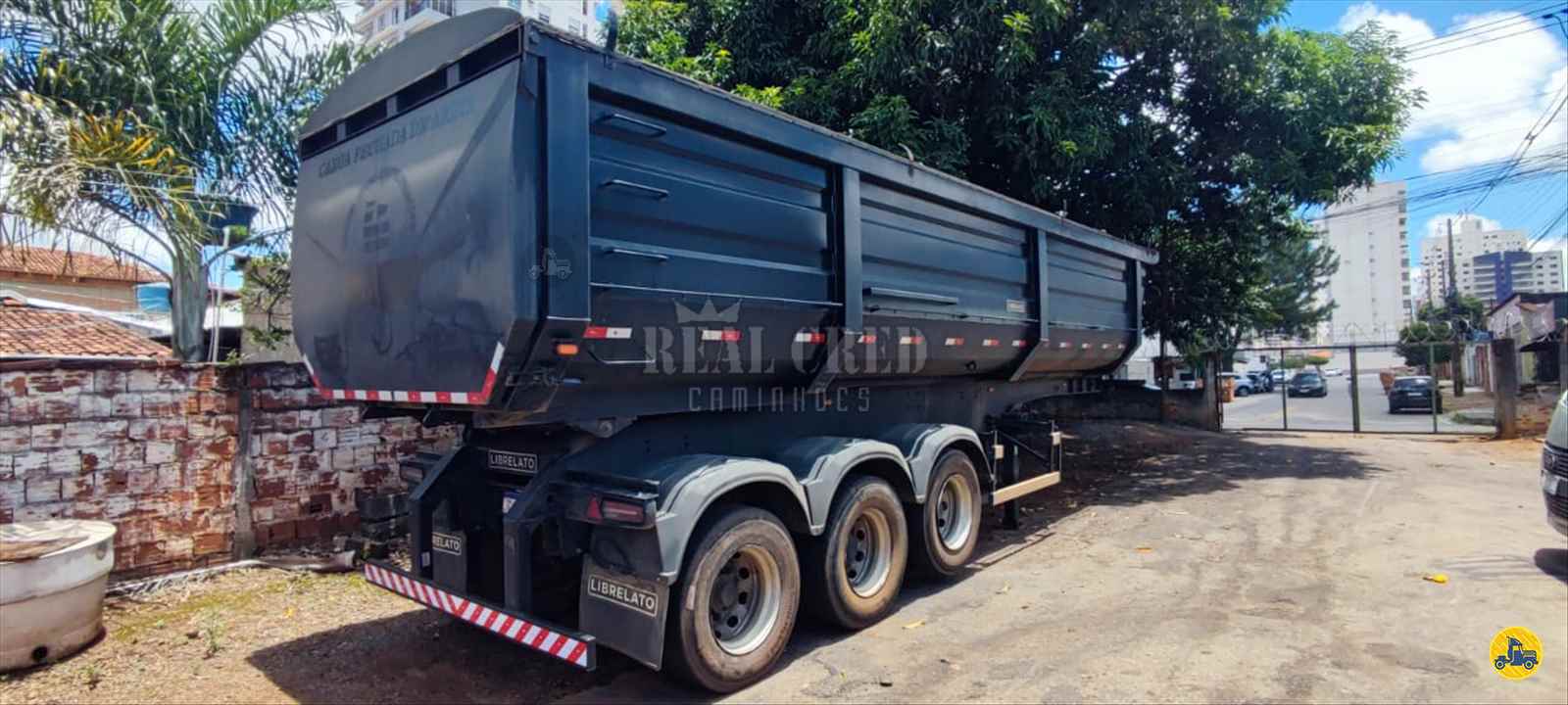 CARRETA SEMI-REBOQUE BASCULANTE Real Cred Caminhões PIEDADE SÃO PAULO SP