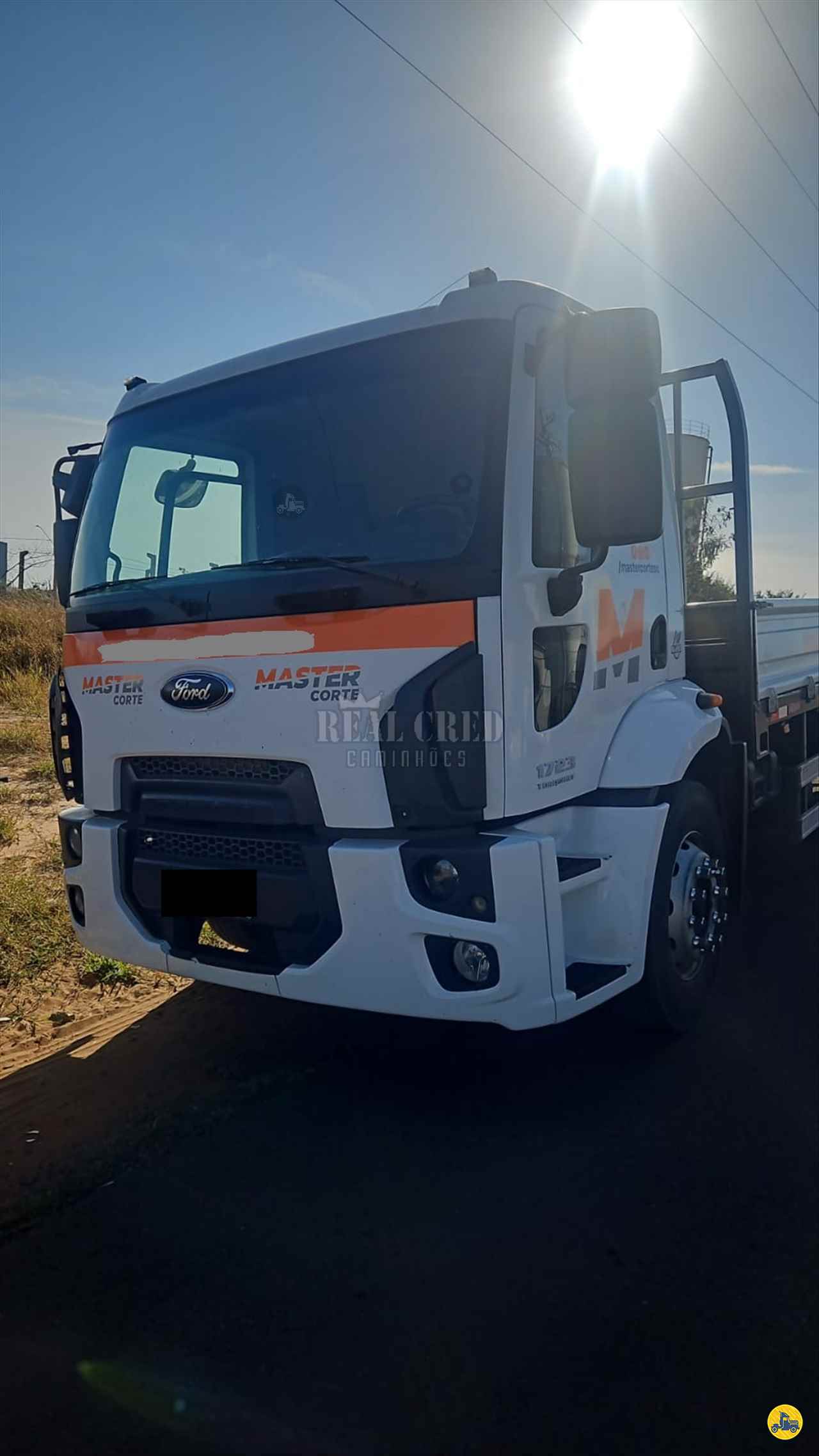 CAMINHAO FORD CARGO 1723 Carga Seca Toco 4x2 Real Cred Caminhões PIEDADE SÃO PAULO SP