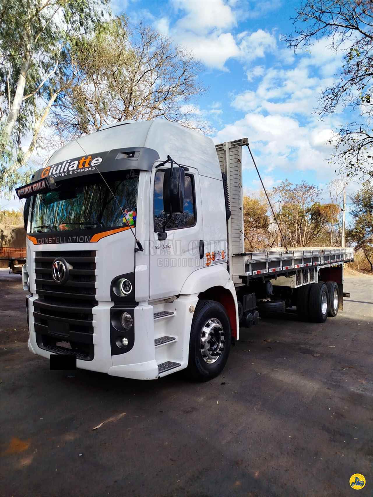 CAMINHAO VOLKSWAGEN VW 19320 Carga Seca Truck 6x2 Real Cred Caminhões PIEDADE SÃO PAULO SP