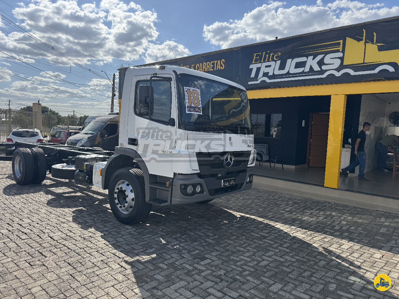 CAMINHAO MERCEDES-BENZ MB 1419 Chassis Toco 4x2 Elite Trucks GOIANIA GOIAS GO
