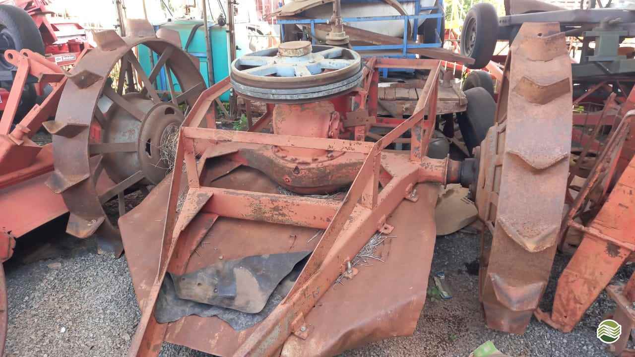 IMPLEMENTOS AGRICOLAS ROCADEIRA ROCADEIRA ARRASTO Jatai Tratores JATAIZINHO PARANÁ PR