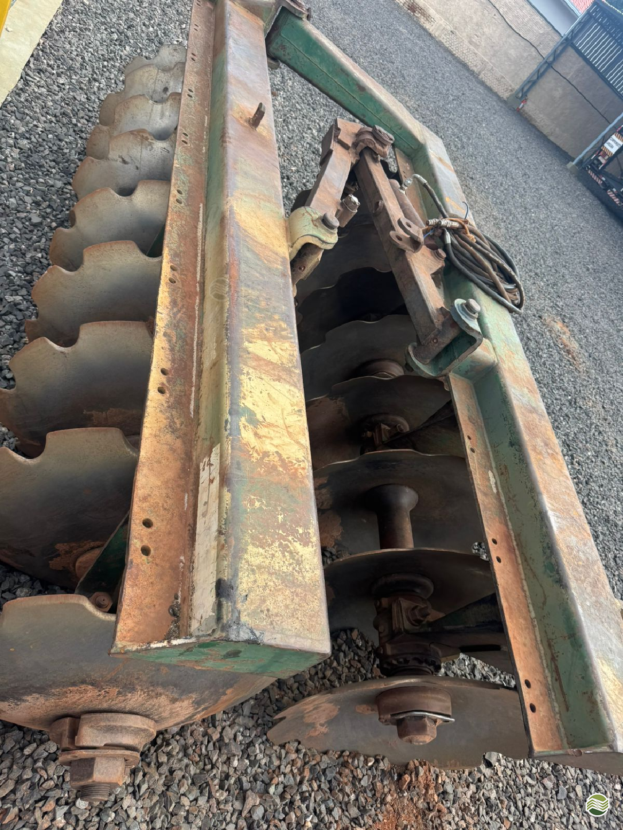 IMPLEMENTOS AGRICOLAS GRADE ARADORA ARADORA 18 DISCOS Aliança Multimarcas Tratores UBIRAJARA SÃO PAULO SP