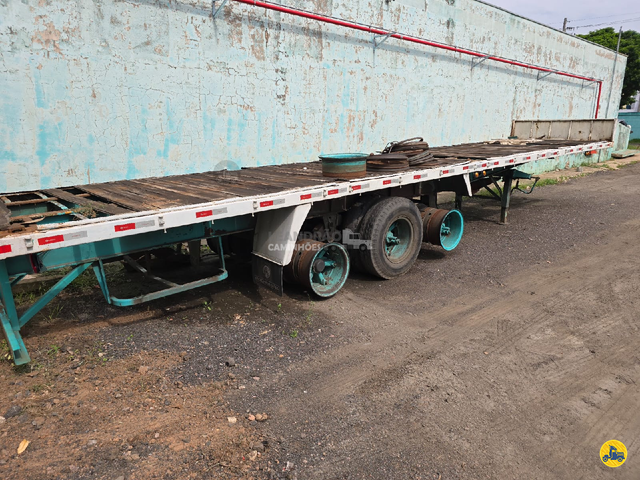 CARRETA SEMI-REBOQUE PORTA-CONTAINER Leandrão Caminhões JUNDIAI SÃO PAULO SP