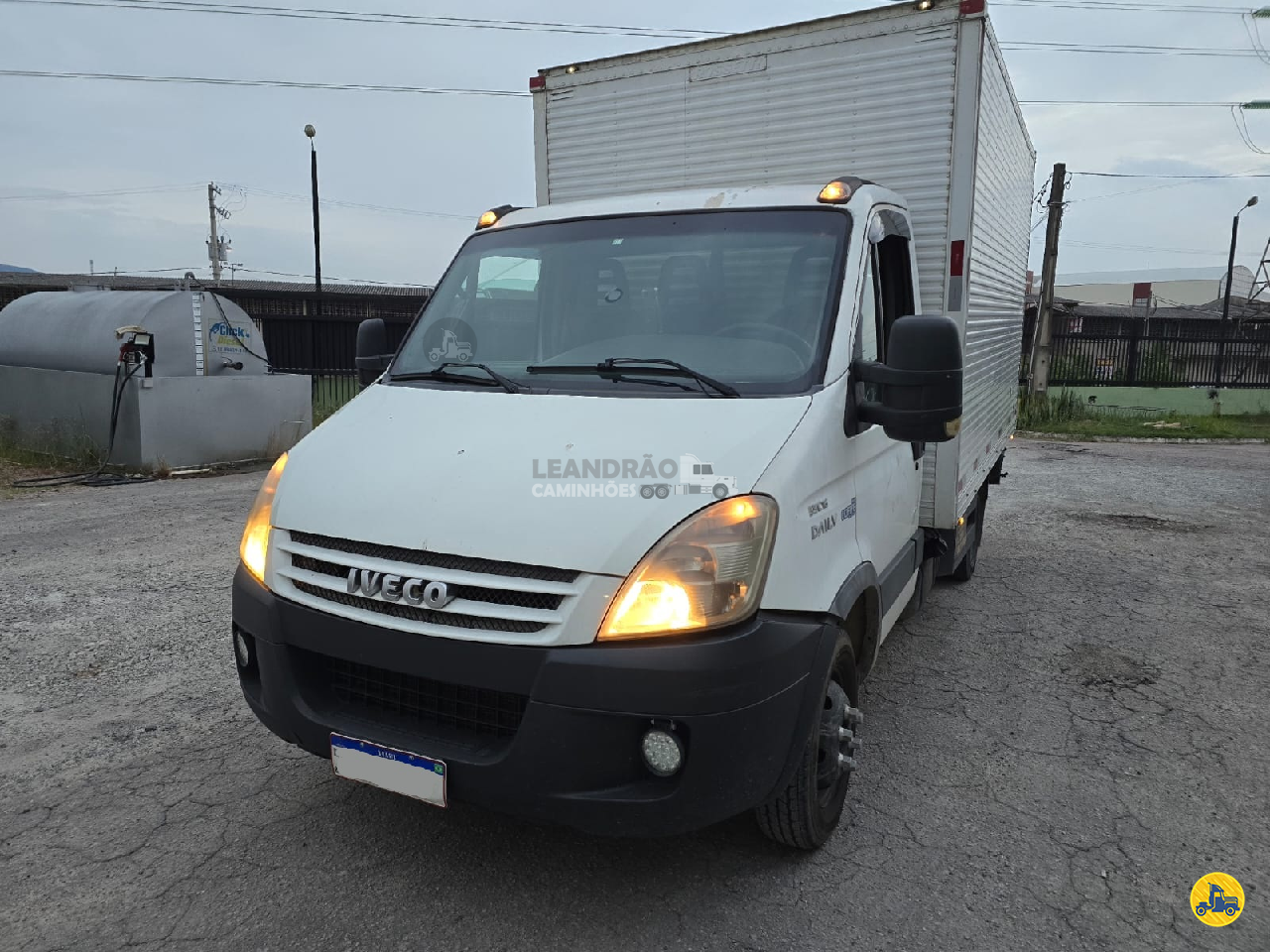 CAMINHAO IVECO DAILY 55c16 Baú Furgão 3/4 4x2 Leandrão Caminhões JUNDIAI SÃO PAULO SP