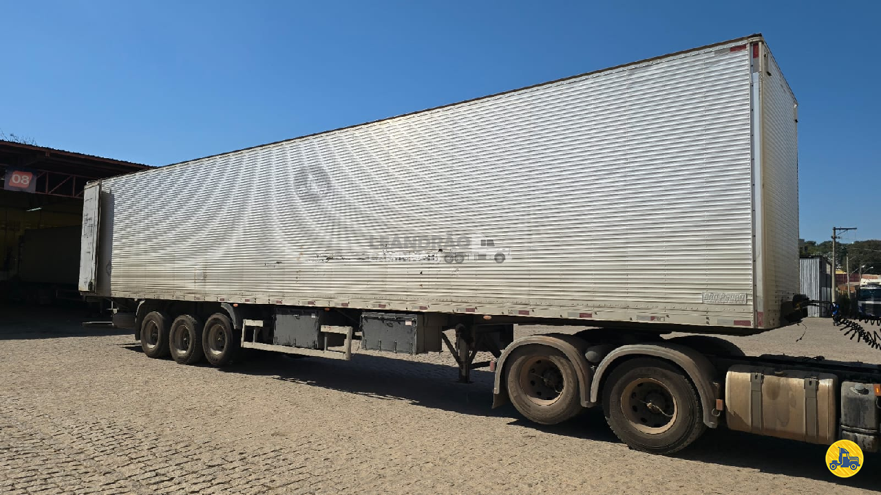 CARRETA SEMI-REBOQUE BAU FURGÃO Leandrão Caminhões JUNDIAI SÃO PAULO SP