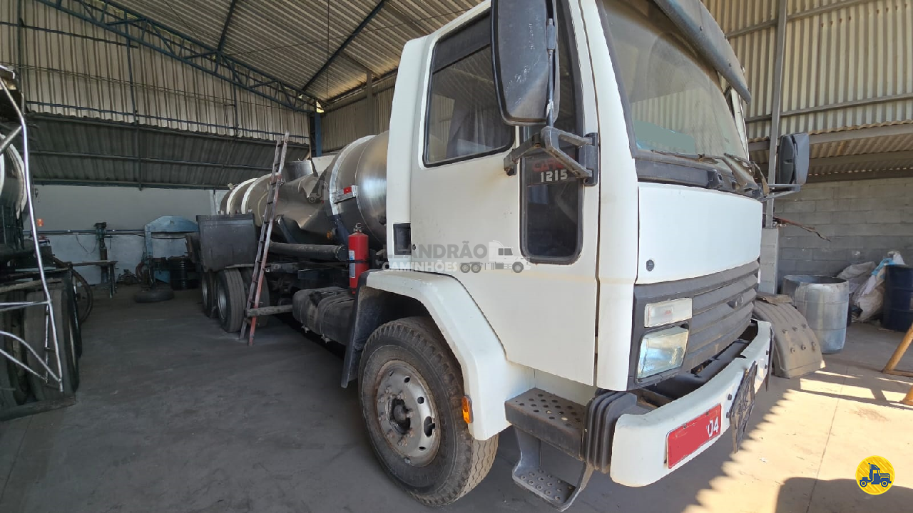 CAMINHAO FORD CARGO 1215 Chassis Truck 6x2 Leandrão Caminhões JUNDIAI SÃO PAULO SP