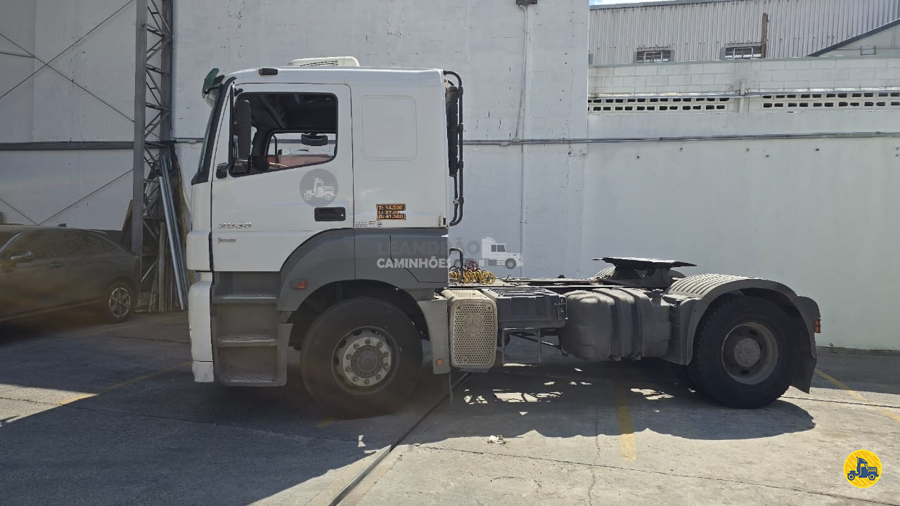 CAMINHAO MERCEDES-BENZ MB 2035 Cavalo Mecânico Cavalo 4x2 Leandrão Caminhões JUNDIAI SÃO PAULO SP