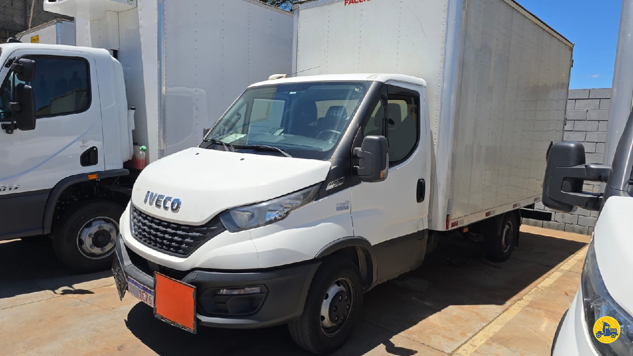 CAMINHAO IVECO DAILY 35-150 Chassis 3/4 4x2 Leandrão Caminhões JUNDIAI SÃO PAULO SP