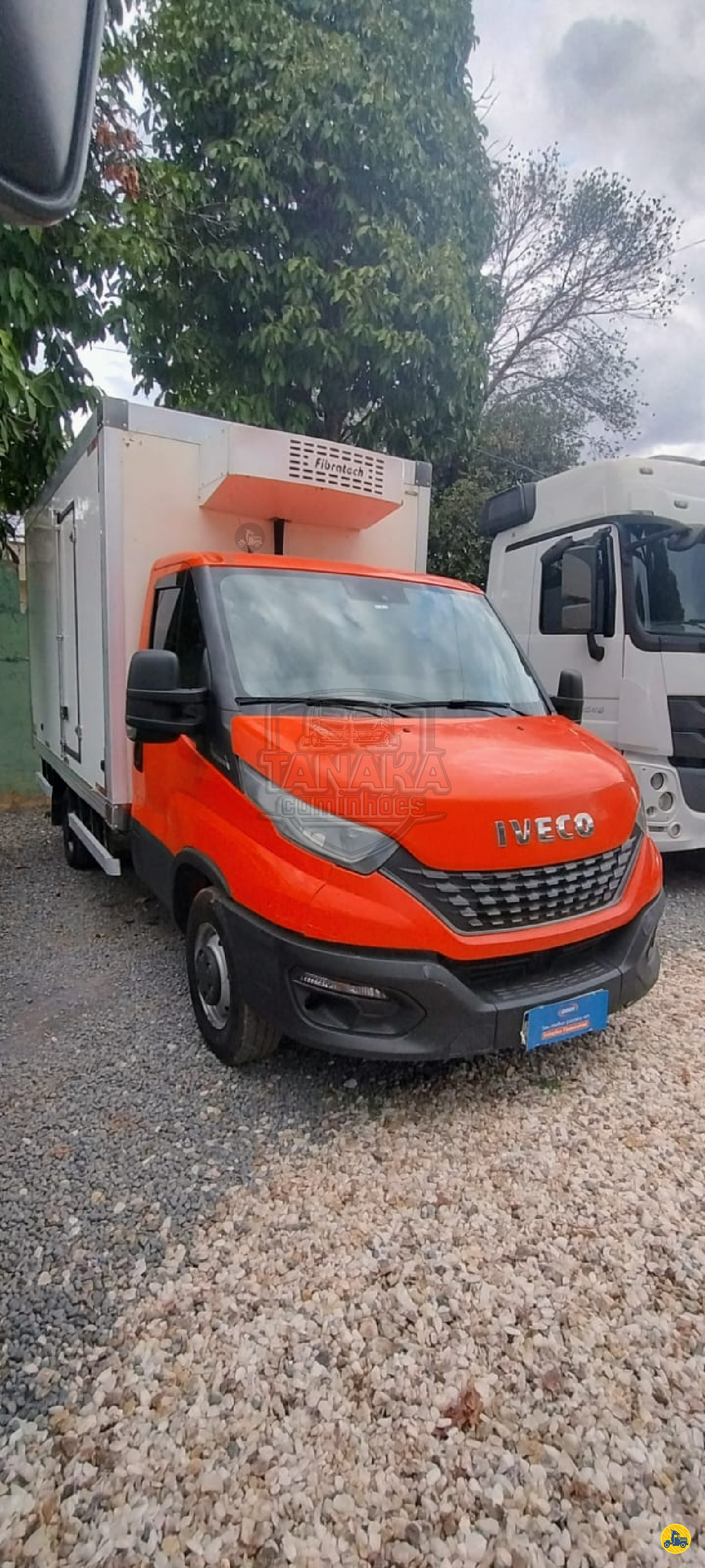 CAMINHAO IVECO DAILY 35-150 Baú Frigorífico 3/4 4x2 Tanaka Caminhões MONTES CLAROS MINAS GERAIS MG